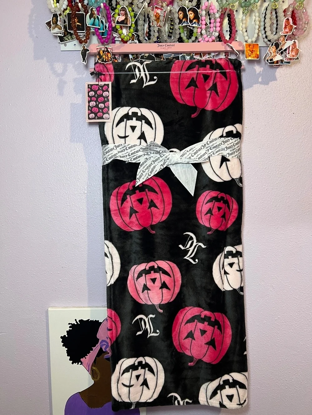 Juicy Couture Halloween Pumpkin Throw Blanket NWT